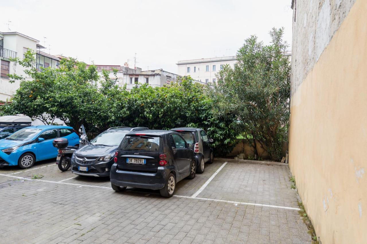 Ferienwohnung Exclusive Parking Flat X 4 Near Metro 1 Salvator Rosa Neapel Exterior foto