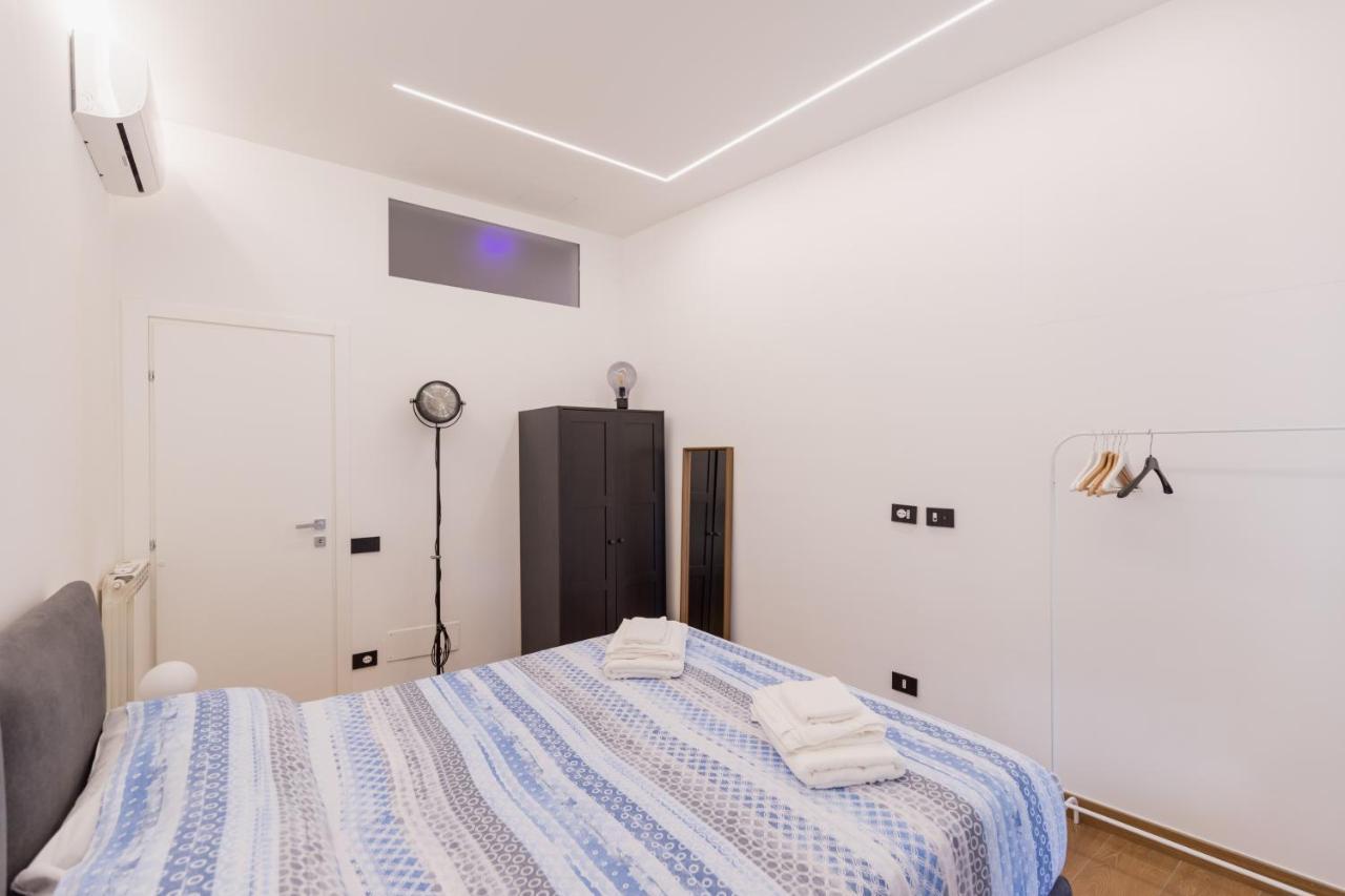 Ferienwohnung Exclusive Parking Flat X 4 Near Metro 1 Salvator Rosa Neapel Exterior foto