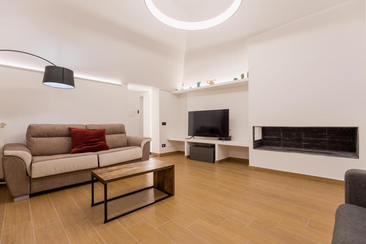 Ferienwohnung Exclusive Parking Flat X 4 Near Metro 1 Salvator Rosa Neapel Exterior foto