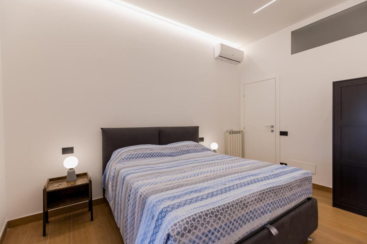 Ferienwohnung Exclusive Parking Flat X 4 Near Metro 1 Salvator Rosa Neapel Exterior foto