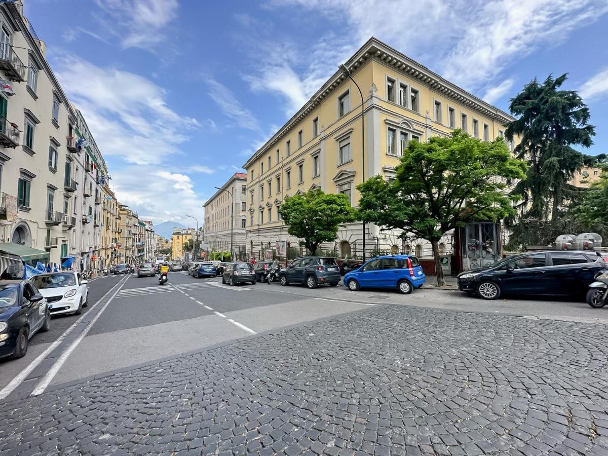 Ferienwohnung Exclusive Parking Flat X 4 Near Metro 1 Salvator Rosa Neapel Exterior foto